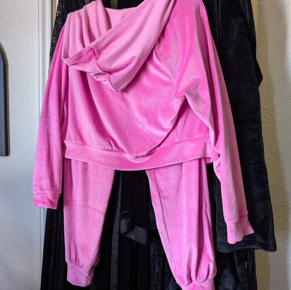 Victoria's Secret Velour Hot Pink Track Suit - Picture 2 of 6